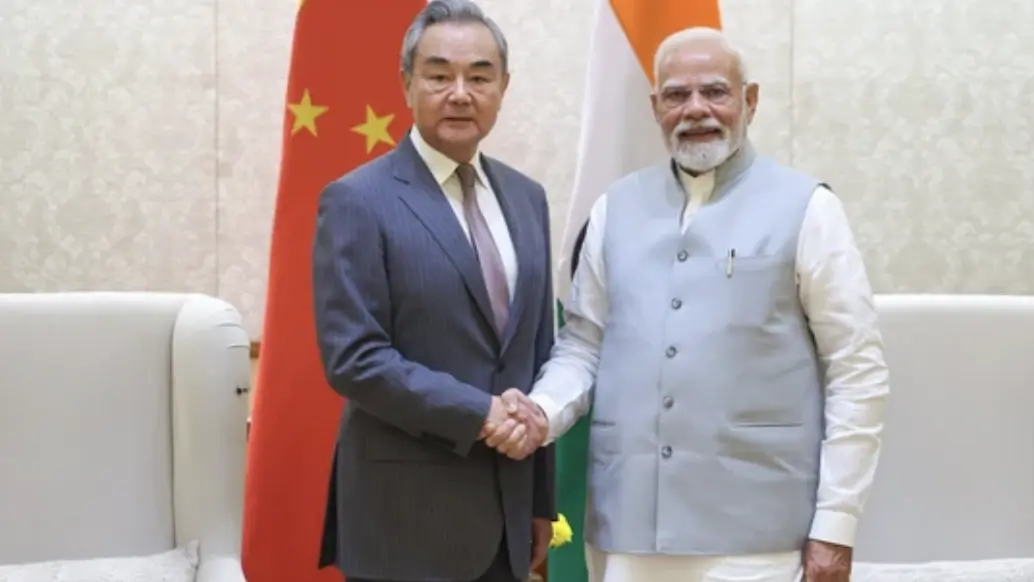 PM Modi meets Chinese Foreign Minister
