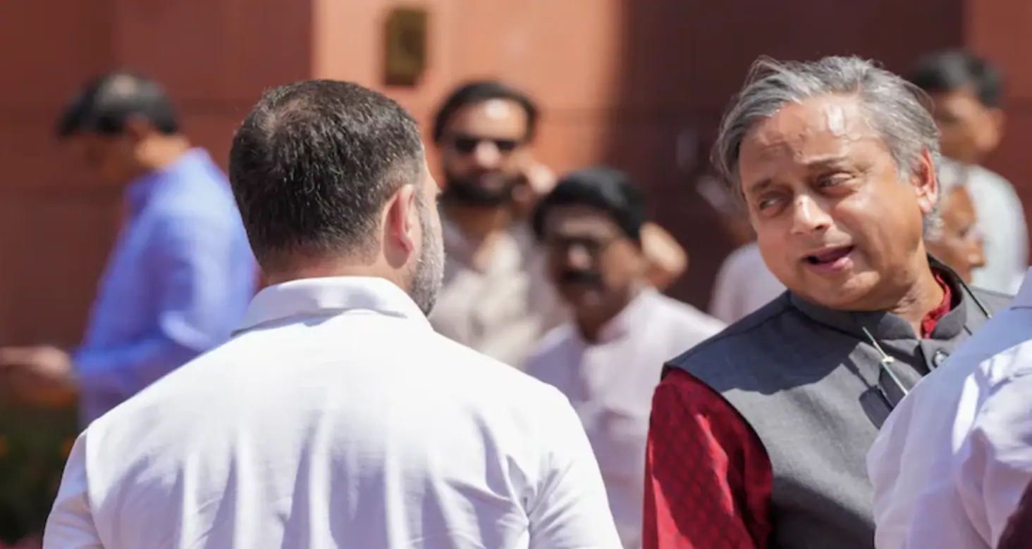 Shashi Tharoor on PM-CM Removal Bill