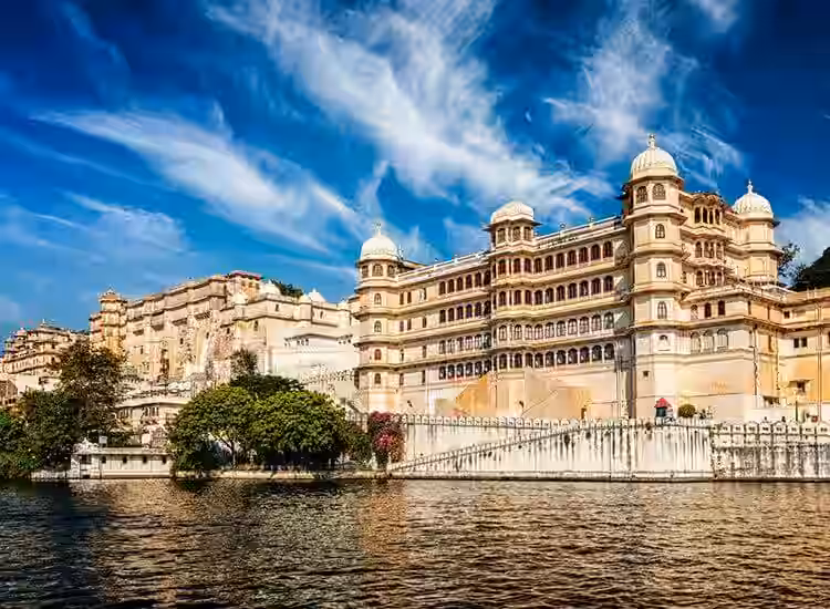 Udaipur Tourism Business