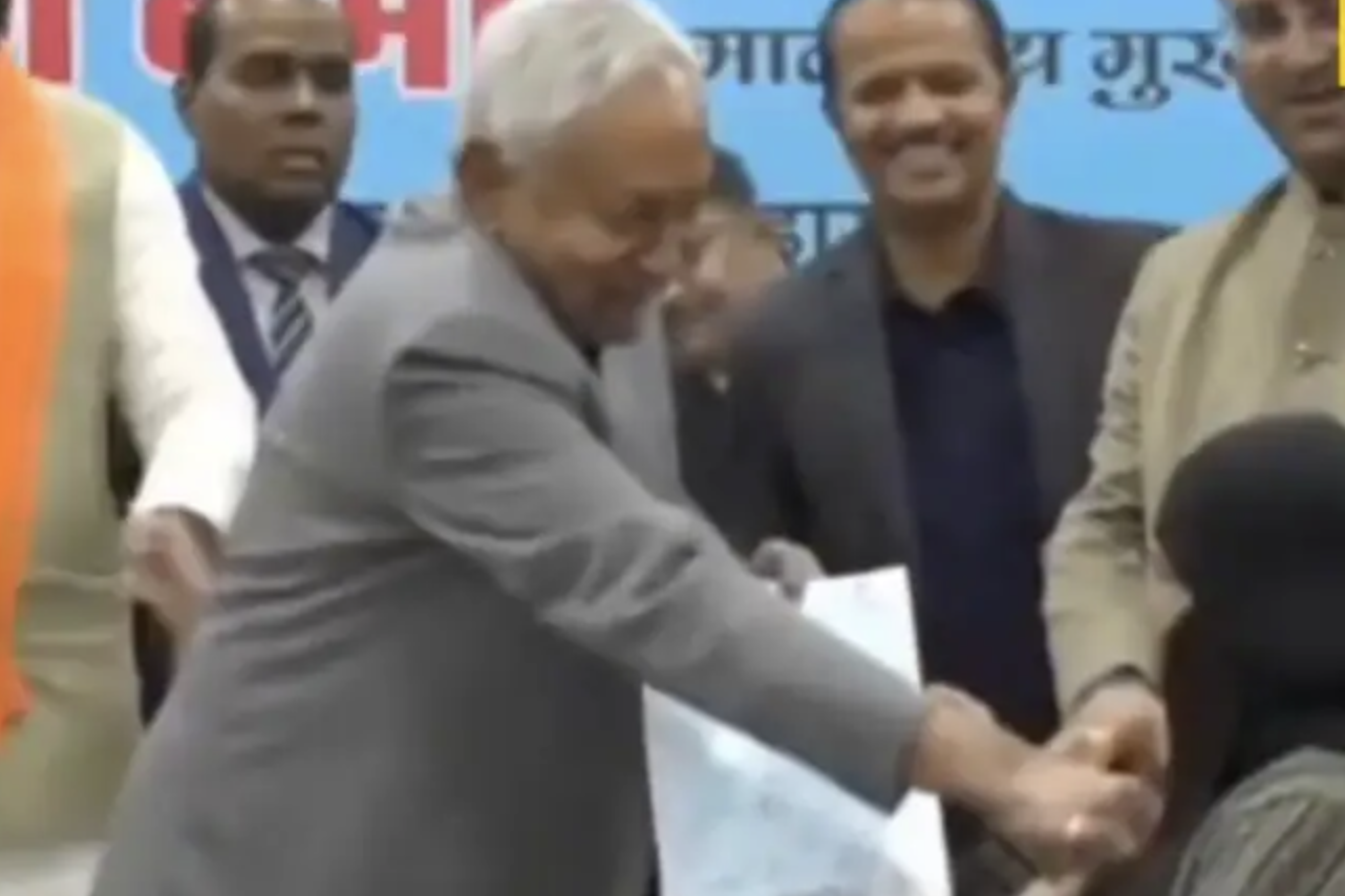 Nitish Kumar Hijab Controversy